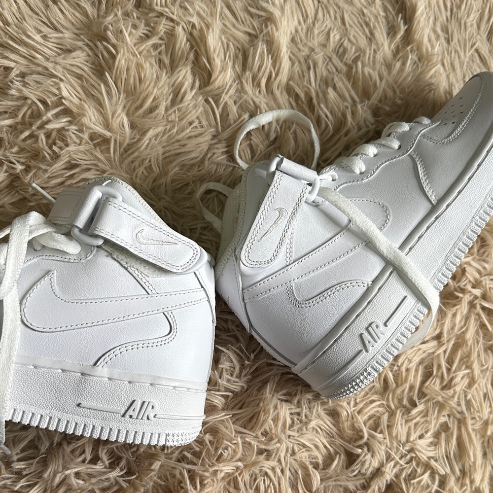 Nike AF1 White High-Top Sneakers with Strap - Picture 12 of 16